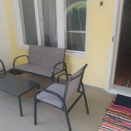 Holiday Apartment דירה